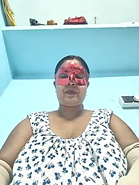 Snapshot of misti02 chatting on 10-10-25, 05:03 misti02 online show from 10-10-25, 05:03