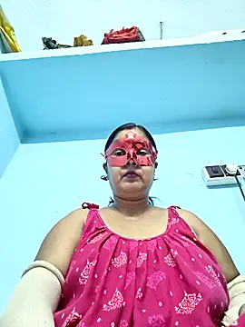 Snapshot of misti02 chatting on 10-08-25, 04:51 misti02 online show from 10-08-25, 04:51