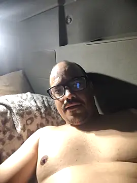 IncomingEssence478 online show from 04-15-26, 04:29