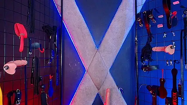 mranii queen bdsm  online show from 01-08-26, 03:01