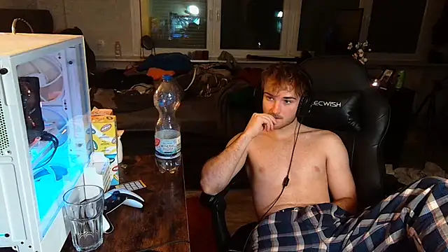 WolkenJunge2006 online show from 11-10-25, 09:42