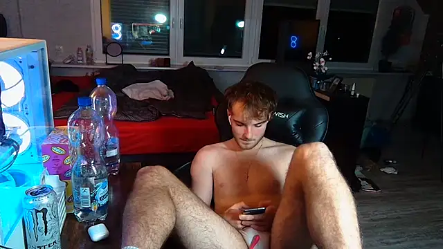 WolkenJunge2006 online show from 10-08-25, 09:26