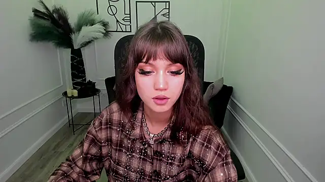 TiffanyYounge online show from 11-29-25, 04:12