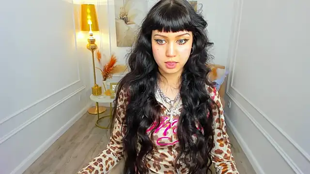 TiffanyYounge online show from 04-03-26, 12:11