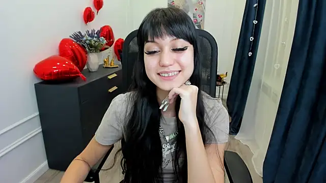 TiffanyYounge online show from 02-13-26, 12:16