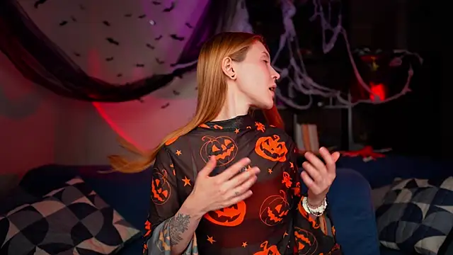 SsonicPorn online show from 10-31-25, 05:20