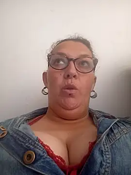 -saraqueen- online show from 10-24-25, 03:55