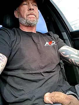 Snapshot of moonbeam37 chatting on 11-23-25, 07:13 moonbeam37 online show from 11-23-25, 07:13