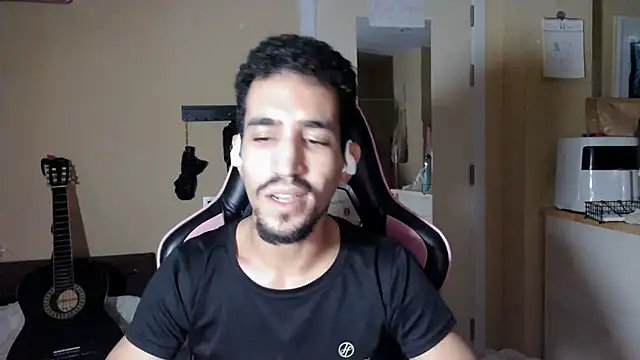 junokun22 online show from 11-18-25, 07:06