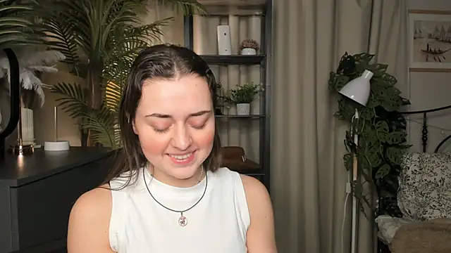 ThelmaJusto online show from 12-01-25, 03:46