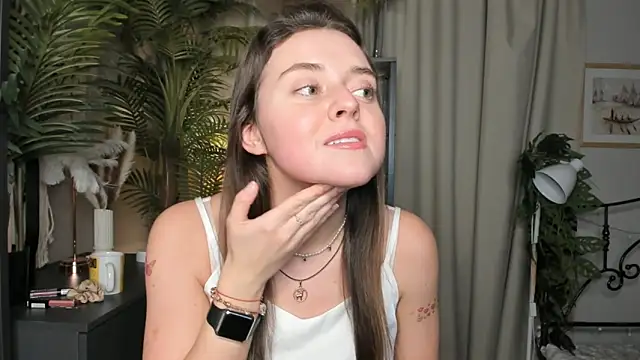 ThelmaJusto online show from 10-26-25, 02:28