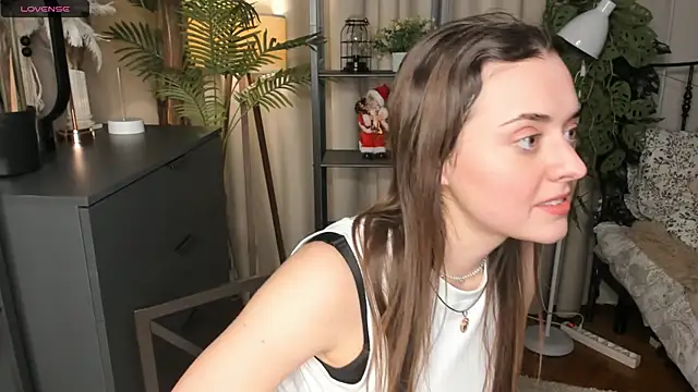 ThelmaJusto online show from 12-04-25, 03:44