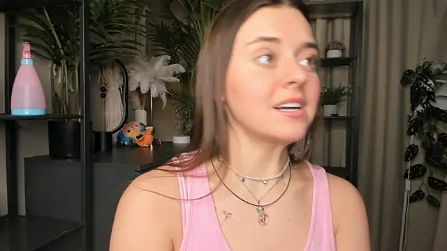 ThelmaJusto online show from 02-05-26, 04:14