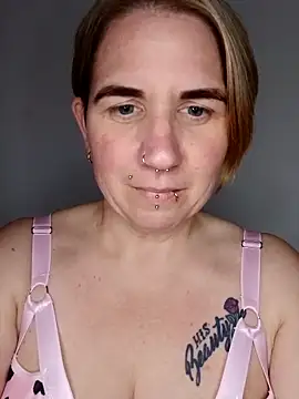 LaceyWestxx online show from 10-27-25, 05:58