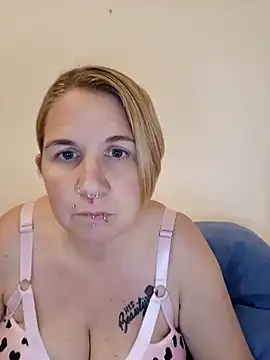 LaceyWestxx online show from 10-09-25, 05:02