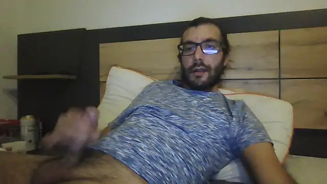 Snapshot of Arbneh69 chatting on 10-21-25, 04:50 Arbneh69 online show from 10-21-25, 04:50