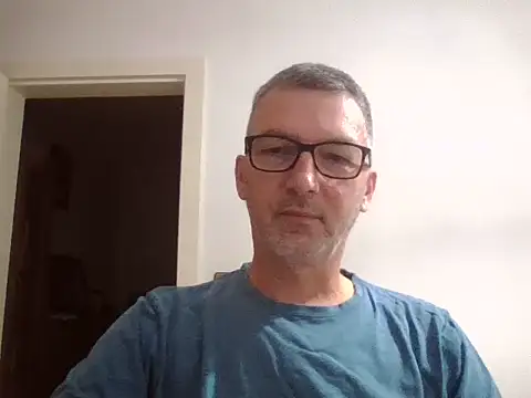 SilkenQuip online show from 10-18-25, 04:20