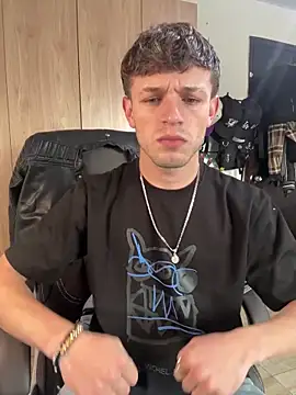 noah red online show from 10-08-25, 07:47