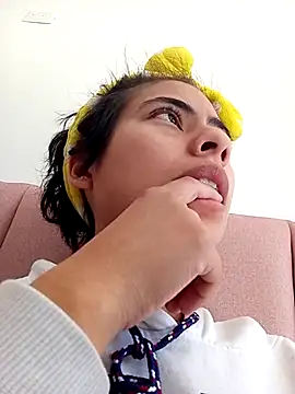 Eva Feller69 online show from 10-25-25, 04:07