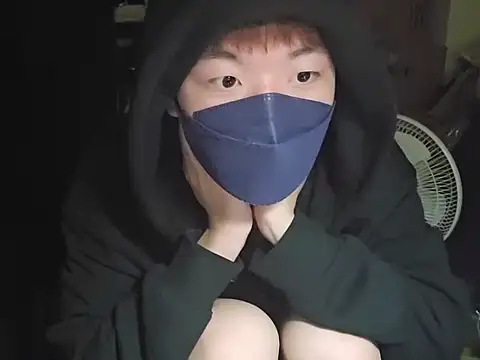 Snapshot of fox165 chatting on 12-02-25, 04:52 fox165 online show from 12-02-25, 04:52