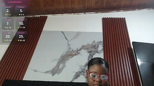 Snapshot of Kim_Browns chatting on 07-11-26, 02:45 Kim Browns online show from 07-11-26, 02:45