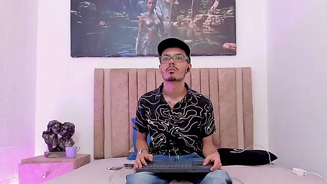 Timothe Evans online show from 12-04-25, 03:49