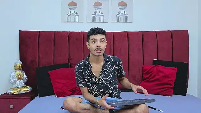 Timothe Evans online show from 10-17-25, 08:54