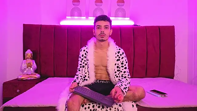 Timothe Evans online show from 10-18-25, 10:01