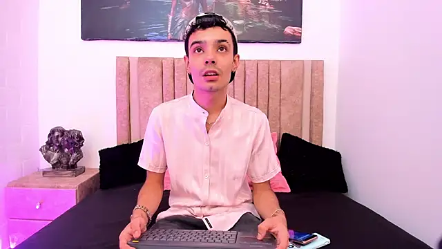 Timothe Evans online show from 11-15-25, 08:35