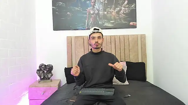 Timothe Evans online show from 11-04-25, 04:38