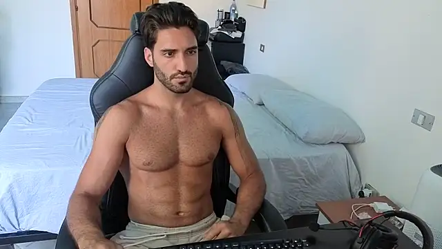 Snapshot of Al3xox02 chatting on 06-19-26, 10:10 Al3xox02 online show from 06-19-26, 10:10