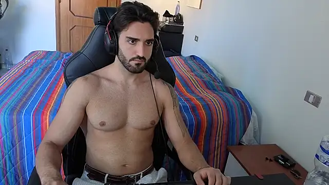 Al3xox02 online show from 04-19-26, 12:17