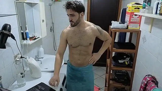 Snapshot of Al3xox02 chatting on 02-14-26, 06:52 Al3xox02 online show from 02-14-26, 06:52