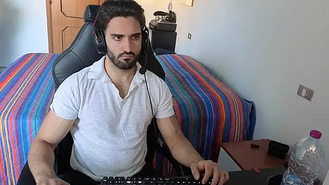 Al3xox02 online show from 04-16-26, 12:28