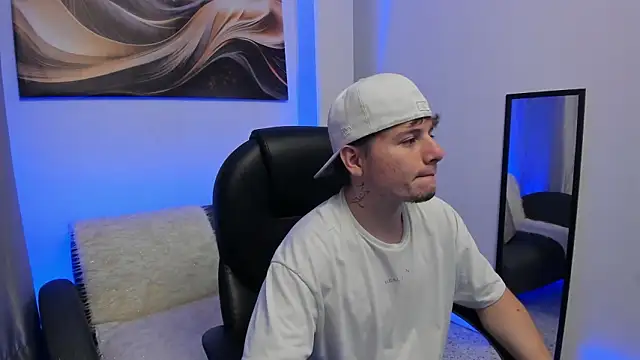 Leoo Miller online show from 02-13-26, 04:12