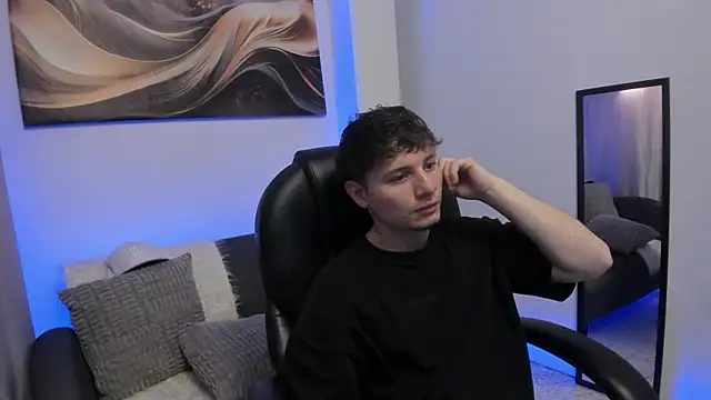 Leoo Miller online show from 02-10-26, 04:33