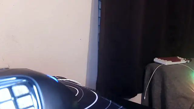 geezuz6913 online show from 11-30-25, 02:12