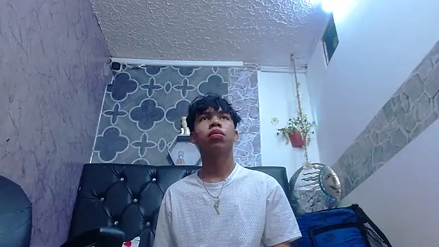 sexyboys cutex18 online show from 04-18-26, 10:43