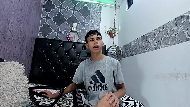 sexyboys cutex18 online show from 03-24-26, 05:40