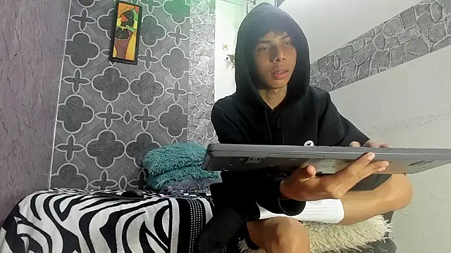 Snapshot of sexyboys_cutex18 chatting on 02-21-26, 12:45 sexyboys cutex18 online show from 02-21-26, 12:45