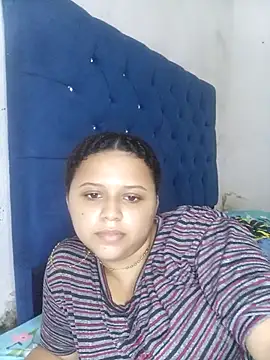 Snapshot of Aeval chatting on 10-23-25, 03:16 Aeval online show from 10-23-25, 03:16