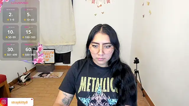 LoveLyy- online show from 03-11-26, 08:58