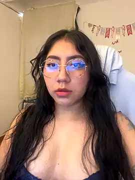 LoveLyy- online show from 10-05-25, 02:30