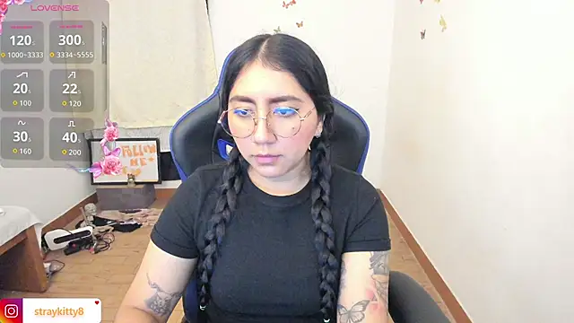 LoveLyy- online show from 07-03-26, 11:44