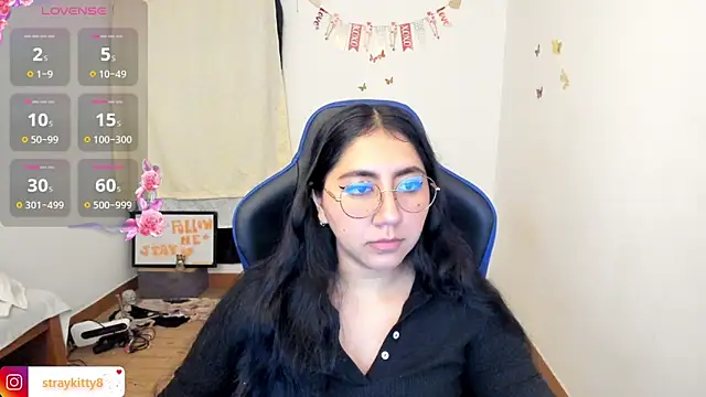LoveLyy- online show from 06-05-26, 12:26
