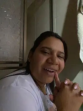 Stefany Bam online show from 11-22-25, 12:54