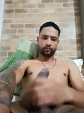 wellpauduro1994 online show from 12-18-25, 03:00