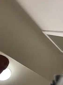 Snapshot of Muscledick40 chatting on 03-01-26, 06:02 Muscledick40 online show from 03-01-26, 06:02