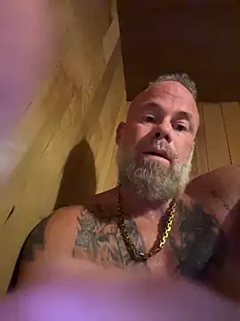 Snapshot of Muscledick40 chatting on 02-27-26, 01:00 Muscledick40 online show from 02-27-26, 01:00