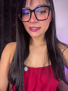 Snapshot of AlannaDollx chatting on 02-16-26, 01:43 AlannaDollx online show from 02-16-26, 01:43